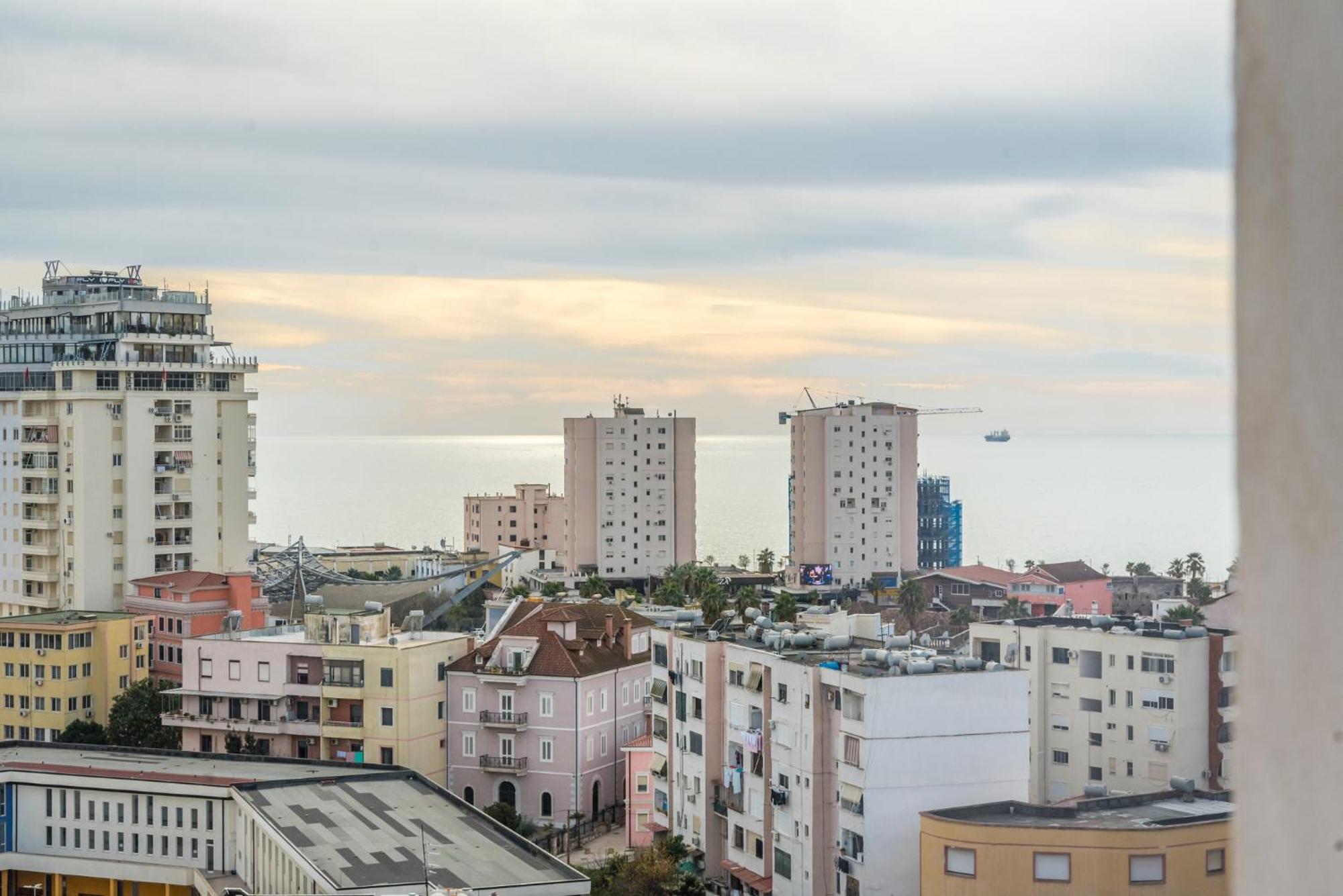 Sky Apartments Durrës Extérieur photo